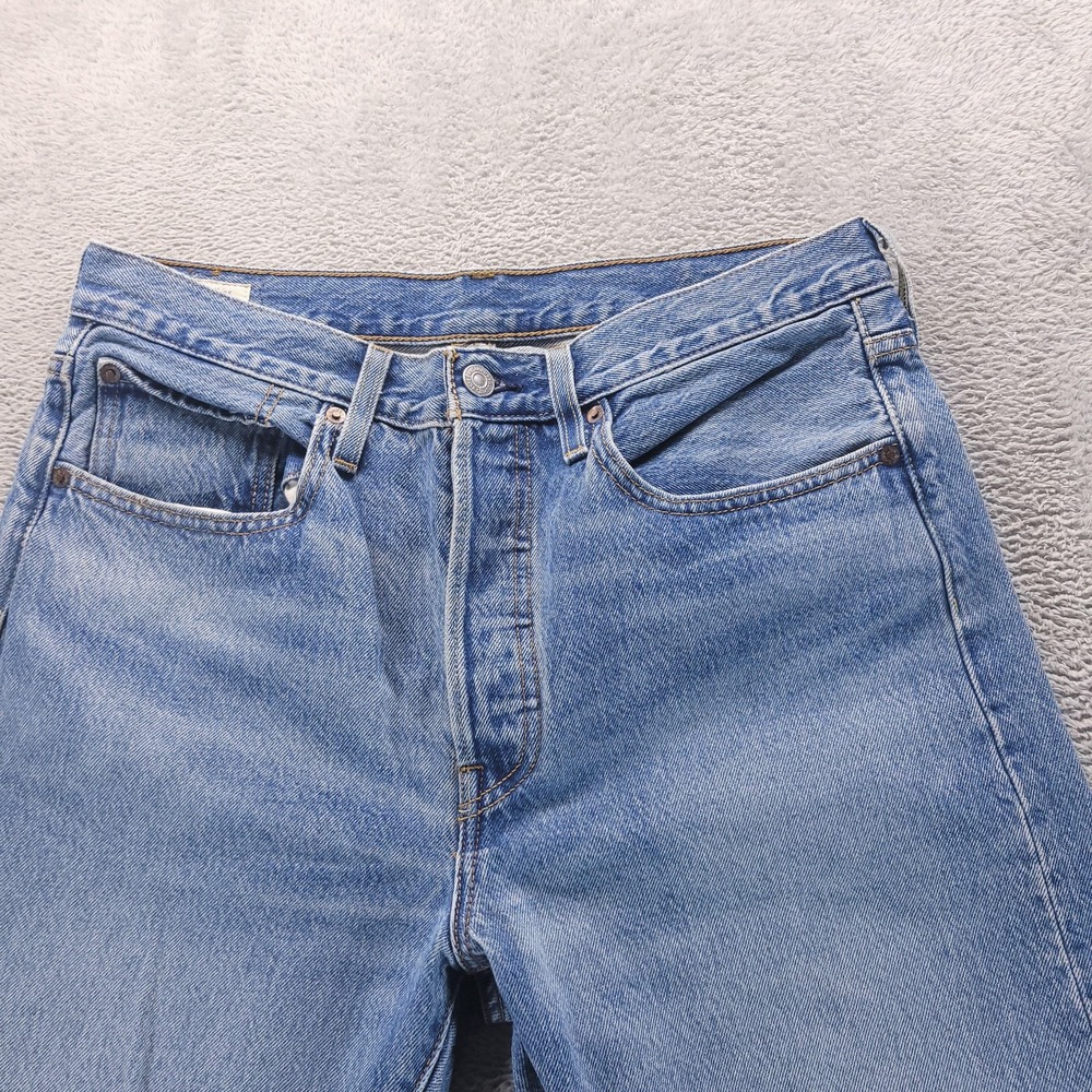Levis 501 Jeans Womens 30 Blue Skinny Button Fly Light Wash - Picture 3 of 11